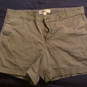 Old navy 5” everyday shorts